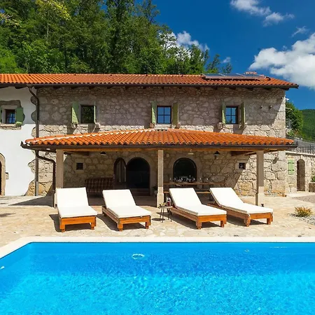 Holiday home Lumaca