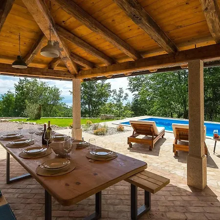Holiday home Lumaca